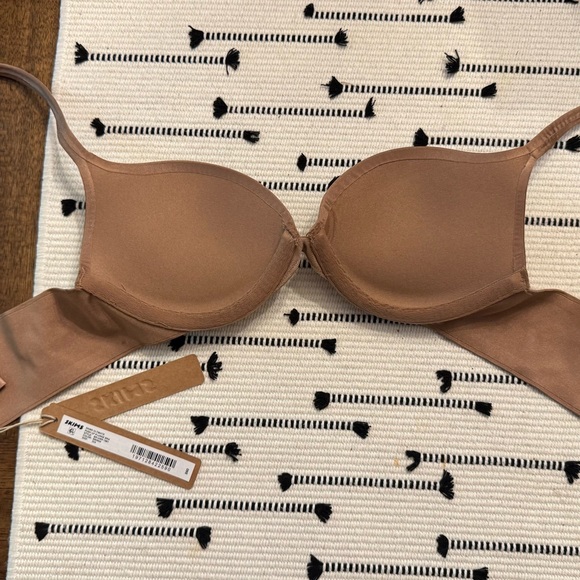 SKIMS Ultimate Push-up Plunge Bra in Sienna - Picture 3 of 5